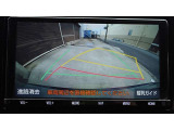 バックガイドモニターで、後方を確認しながら安心して駐車することができます。運転初心者も熟練者も必須の機能ですよ!