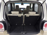 広々としたラゲージスペースを備えています。大きなものや長さのある荷物もしっかりと積み込めます。