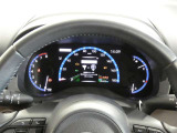 視認性の良いスピードメーターですね。夜も見やすく表示されますので運転が楽しくなります。