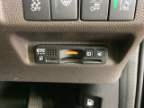 いまや快適なカーライフに欠かせないETCが付いています。