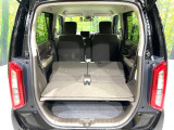 普段のお買い物や通勤、送迎等に十分な荷室スペースを確保しております。セカンドシートを倒すと、大きな荷物の積載も可能です♪