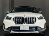 エンジェルアイ、イカリングと呼ばれるBMWのライトの正式名称は「コロナリング」です。一目でBMWとわかる伝統のデザインです。