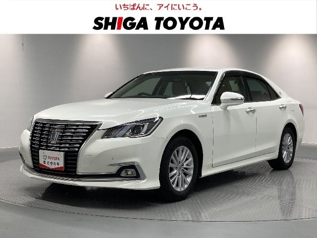 クラウン ハイブリッド 2.5 ロイヤルサルーン 