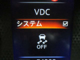 VDC機能付き!!滑りやすい路面やカーブ走行時の横滑りを軽減して、車の安定性を向上させてくれるので、雨の日などの運転も安心です♪