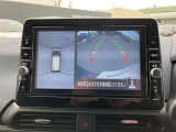 アラウンドビューモニター 駐車場での車庫入れや狭い道路での走行にカメラで確認が出来るので安心です。