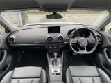 A3スポーツバック 30 TFSI スポーツ 本革シート ワンオーナー