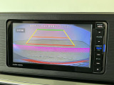 【バックモニター】駐車には欠かせないバックカメラを装備!カラーで後方をモニタリング。安全でゆとりのある駐車をサポートします。