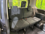 3列目シートはもちろん状態良好☆大人でもゆったりと座って頂けますので、大人数でのお出かけもラクラクです♪ご家族で、気の知れた仲間で、ドライブに行くのが楽しみですね♪