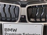 【キドニーグリル】BMWは約90年もの間、ほぼ全ての車両にひと目でBMWだと分かるこの特徴的なフロントグリルが備えられ、デザイン・アイコンとして親しまれてきました。