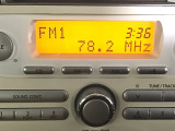 【オーディオ機能】CDプレーヤーを装備♪もちろんFM/AMラジオもお聞きいただけますよ♪