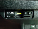 ETC付。高速道路の料金所はキャッシュレスで通過です。サービスエリア等にあるスマートインターの出入口も利用可能でとっても便利。ご納車後すぐにお使い頂けるようセットアップしてのお渡しとなります。