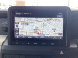 ナビゲーションは8インチホンダコネクトナビ(VXM-245ZFEi)が装着されております。AM、FM、フルセグTV、USB、Bluetoothがご使用いただけます。