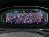デジタルメーターは表示を変えることが出来ます。地図をメーターのセンターに表示することも可能です。