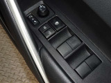 電動格納式ドアミラー・パワーウインドウを装備しています。