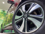 【純正15インチアルミホイール】外観にマッチした純正アルミホイールを装着しております。各種社外アルミホイールや、スタッドレスタイヤも取扱いしております。是非ご相談ください♪