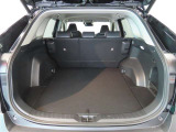 広々としたラゲージスペースを備えています。大きなものや長さのある荷物もしっかりと積み込めます。