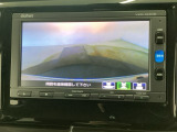 【バックカメラ】運転が苦手な方も車庫入れラクラクです!ギアをリバースに入れれば自動的に切り換わりますので、面倒な操作は不要です♪狭い駐車場もお車を傷つけず安心ですね!