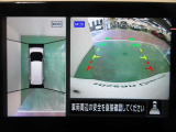 アラウンドビューモニターで車庫入れも空から見ている様に駐車できラクラクです。
