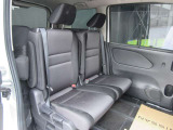 後部座席も広々としていて、ゆったり座れます♪