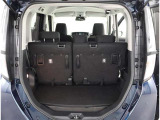 開口部の広いラゲージスペースは、ゴルフバックなどの荷物もラクラク積み込めます。