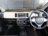 禁煙車でしたので室内に嫌な臭いも無くきれいな状態です☆