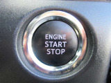 エンジンは簡単プッシュスタート