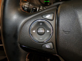 【ステアリングリモコン】ステアリングにオーディオ調節可能なスイッチが装備されていますので運転中でも視線をそらさずにオーディオの調節が可能です!