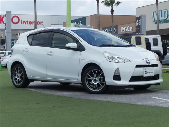 アクア 1.5 G ブラックソフトレザーセレクション 修復歴無し