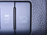 オートマチックハイビームを装備しております。