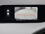 バックカメラも装備されていますので、駐車場での取り回しも安心です!バックカメラの映像はナビへと映し出されます。大きな画面で確認ができて安心です!