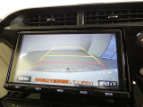 バックガイドモニターで、後方を確認しながら安心して駐車することができます。運転初心者も熟練者も必須の機能ですよ!