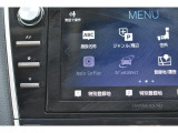 Apple CarPlayに対応しスマートフォンにインストールされているアプリを大画面に表示して使用できます。