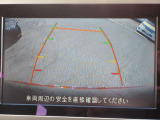 バックカメラ付き。映像をディスプレイで確認しながら車庫入などができ大変便利です。
