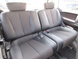 後部座席も気になるようなキズ・汚れやへたり等、大きなダメージはなく、良好な状態です。しっかりとクリーニング整備をしご納車いたします。