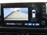 リアワイドカメラシステム!従来の視野に加えて、後方側方を約180&deg;まで見えるワイドビューと、後方を真上から見たような視野で駐車時などに便利なトップダウンビューの3つの視野があります!