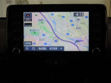 トヨタ純正ナビ装備!地図描写は文字も道もクリアで見やすく、滑らかに表示します。これさえあればもう道に迷わないですみますね♪