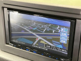 【ナビゲーション】目的地までしっかり案内してくれる使いやすいナビ。Bluetooth接続すればお持ちのスマホやMP3プレイヤーの音楽を再生可能!毎日の運転がさらに楽しくなります!!