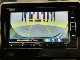 バックカメラ付きで後方の確認も安心です!スムーズな駐車・車庫入れをサポートいたします!