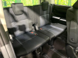 3列目シートはもちろん状態良好☆大人でもゆったりと座って頂けますので、大人数でのお出かけもラクラクです♪ご家族で、気の知れた仲間で、ドライブに行くのが楽しみですね♪