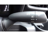 ライトもAUTO機能が付いていて、暗くなると自動で点灯し、明るくなると自動で消灯するので、大変お役にたちますよ!!