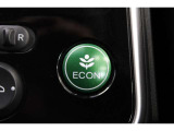 エンジン、エアコンなどを制御し低燃費な(ECONモード)に、また走りを楽しみたいとき、空調など快適性を重視したいときはスイッチOFFで通常モードに切り替えが出来ます。