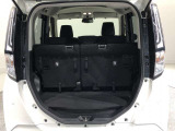 広々としたラゲージスペースを備えています。大きなものや長さのある荷物もしっかりと積み込めます。