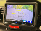 【バックカメラ】駐車時に後方がリアルタイム映像で確認できます。大型商業施設や立体駐車場での駐車時や、夜間のバック時に大活躍!運転スキルに関わらず、今や必須となった装備のひとつです!