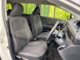 運転席シート廻りは使用感も少なく、良好な状態となっています。前オーナー様が丁寧に使っていたことがよくわかりますね。