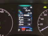 車線からのはみ出しをお知らせするレーンディパーチャーアラートを搭載しています。