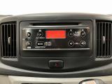 ダイハツ純正、AUX端子付CDチューナーが装備しております。好きな音楽をお楽しみになりながらお出かけください。また、バージョンアップしてオプションでナビ装着も可能ですよ♪