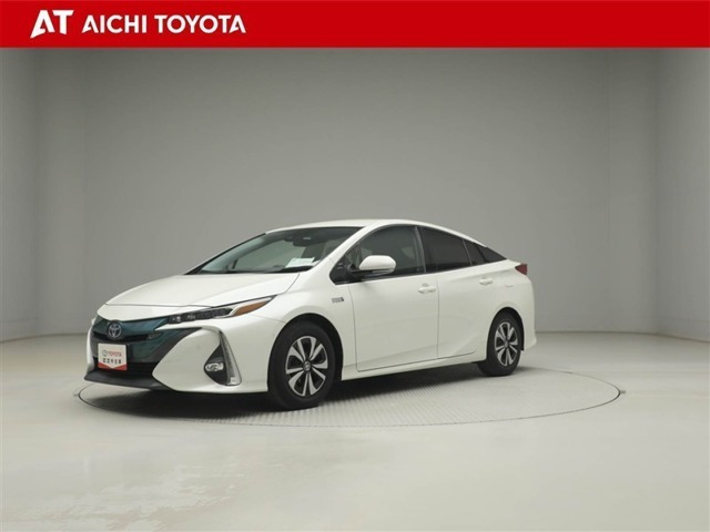 トヨタ プリウスPHV 