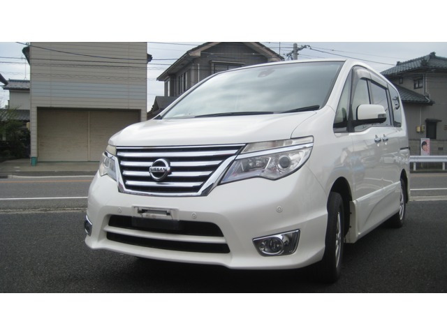 セレナ 2.0 ハイウェイスター Vセレクション+Safety アドバンスドセーフティパッケージ 