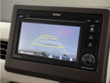 ◆バックカメラ◆リバースにするだけで映ります、後方の安全確認や、狭い駐車場での車庫入れ、雨の日や夜間など視界の悪い時に便利です!安全にバックする為には欠かせない装備です。