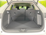 普段のお買い物や通勤、送迎等に十分な荷室スペースを確保しております。セカンドシートを倒すと、大きな荷物の積載も可能です♪
